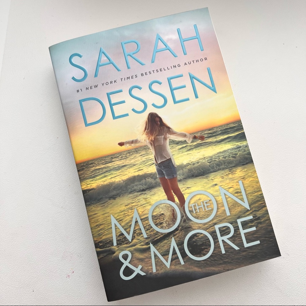 2 for$12📖 The Moon & More by Sarah Dessen
